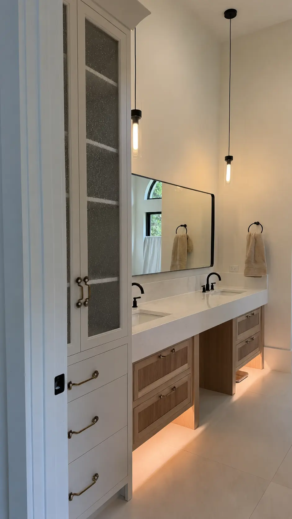 Master double vanity