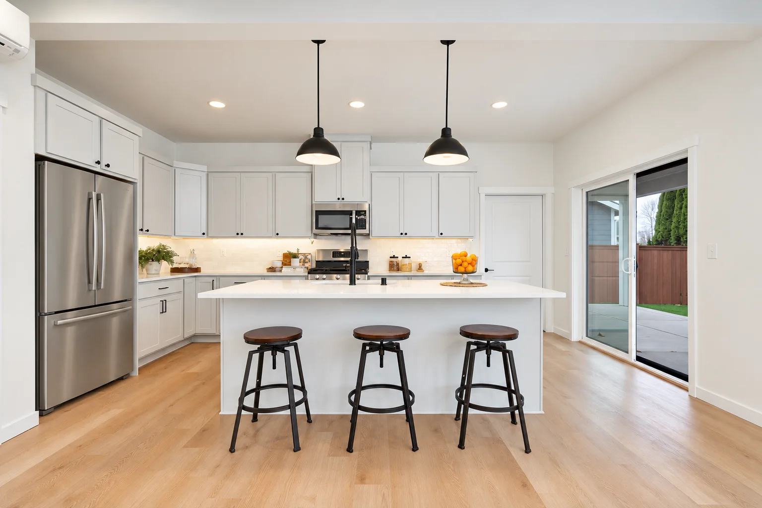 Pre-assembled Maker Series kitchen in a northwest Washington spec home