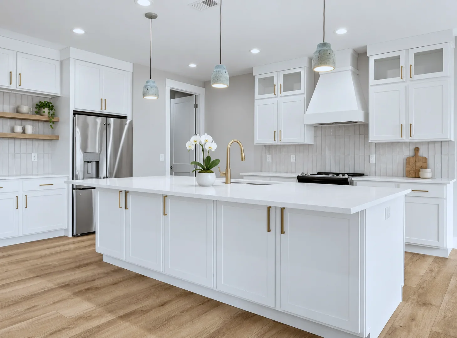 Pre-assembled Craftsman Series kitchen delivered in Taylors SC